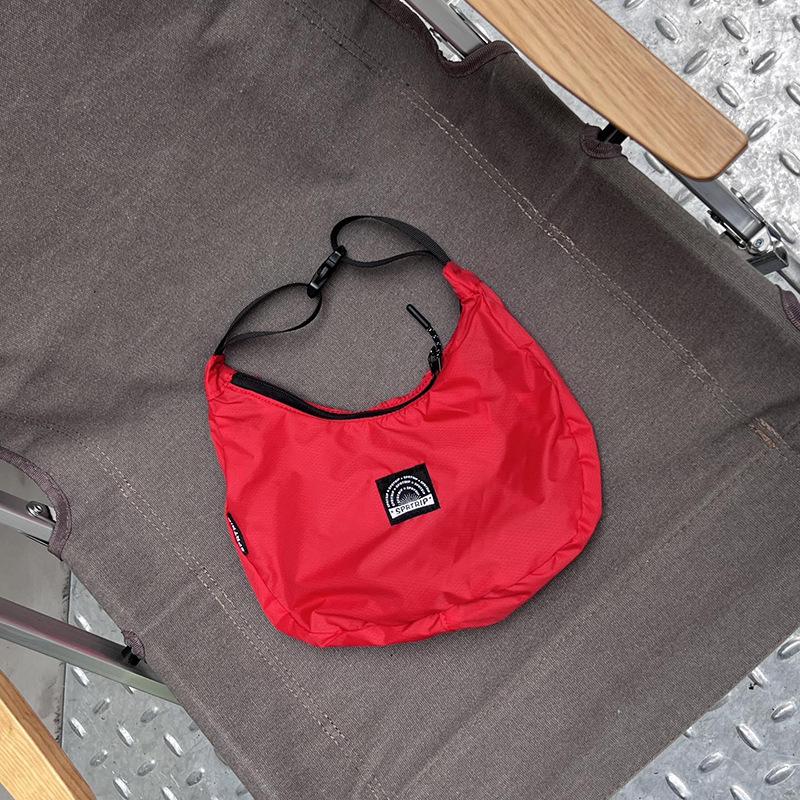 Macaron Lightweight Waterproof Bag That Can Be Carried By Hand Under The Armpit, Casual, Simple and Lightweight Single Shoulder Crossbody Bag червоний
Macaron Lightweight Waterproof Bag That Can Be Carried By Hand Under The Armpit, Casual, Simple and Lightweight Single Shoulder Crossbody Bag червоний