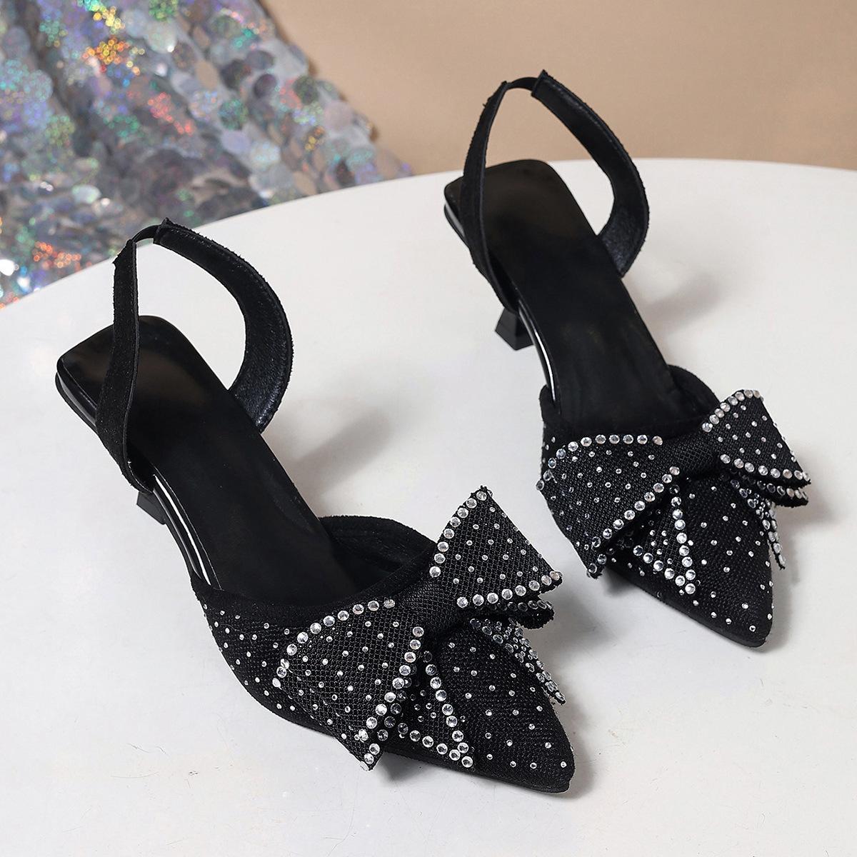 Small temperament rhinestone pointed bow high heels women s summer 2025 new thin heel foreign trade bag head sandals 43 34
Small temperament rhinestone pointed bow high heels women s summer 2025 new thin heel foreign trade bag head sandals 43 34