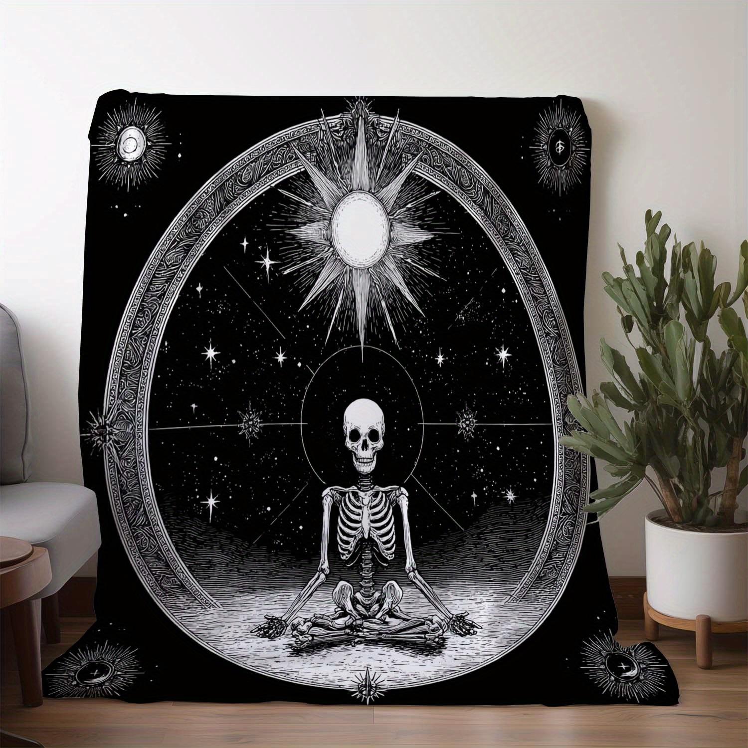 1pc Zeal Lily Mystical Skull Print Flannel Blanket - Soft Warm All-Season Throw with Cosmic Design for Sofa, Bed, Car, Office 75x90cm28x35in
1pc Zeal Lily Mystical Skull Print Flannel Blanket - Soft Warm All-Season Throw with Cosmic Design for Sofa, Bed, Car, Office 75x90cm28x35in