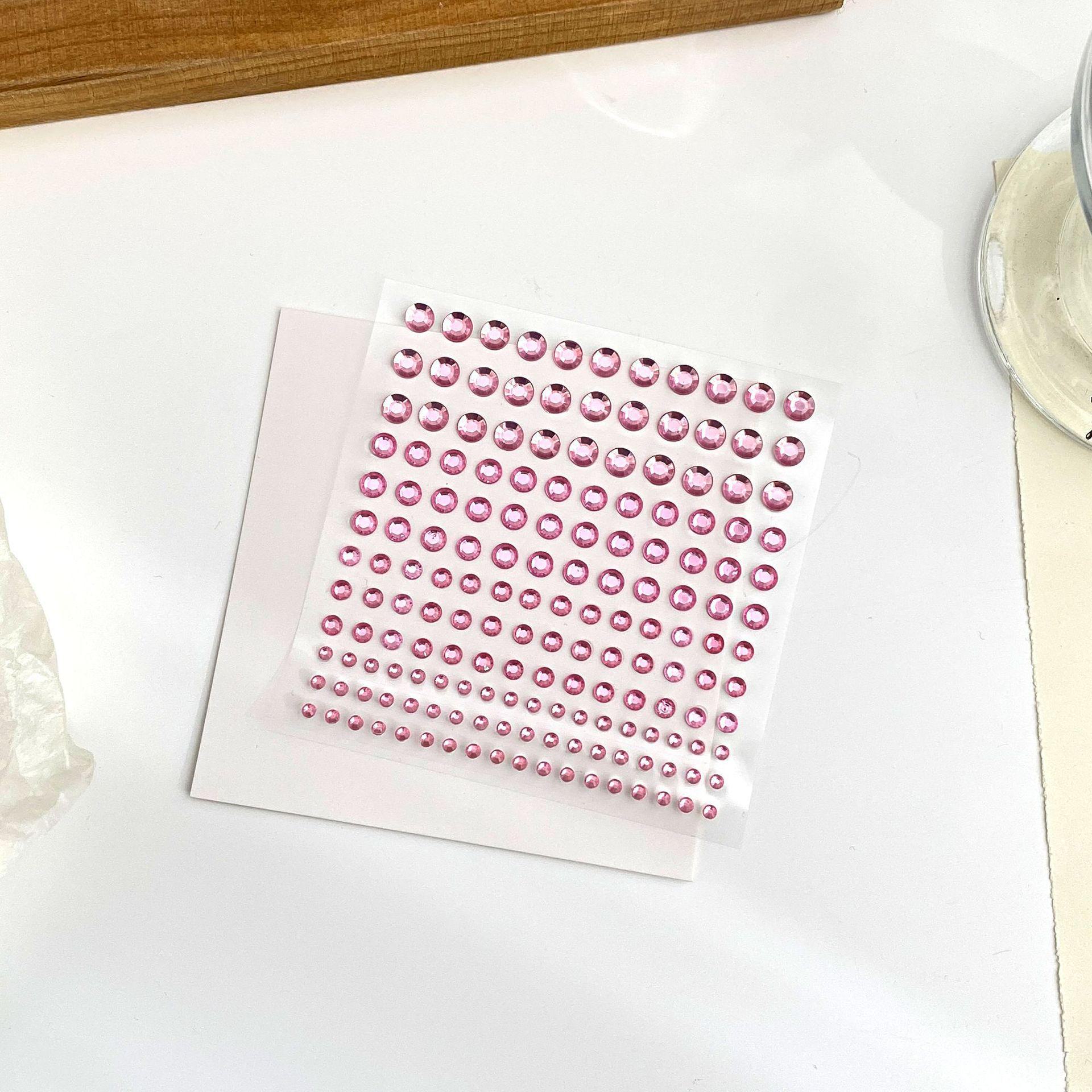 Наклейки с бриллиантами и жемчугом для детского макияжа, нейл-арта и поделок
Наклейки с бриллиантами и жемчугом для детского макияжа, нейл-арта и поделок