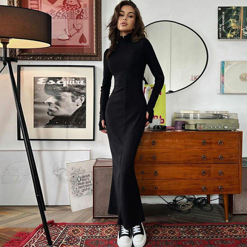 Платье с невидимой молнией, бретелями, наплечниками, облегающее, с длинными рукавами Black S
Платье с невидимой молнией, бретелями, наплечниками, облегающее, с длинными рукавами Black S