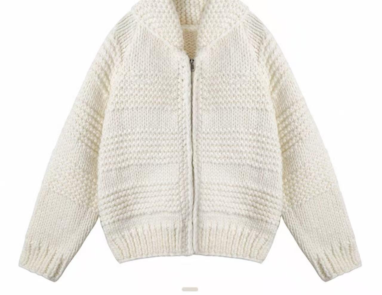 Women s High Neck Zip-up Chunky Knit Cardigan - Japanese & Korean Style (Autumn/Winter) One Size белый
Women s High Neck Zip-up Chunky Knit Cardigan - Japanese & Korean Style (Autumn/Winter) One Size белый