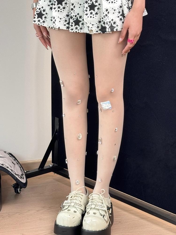 Women Luxury Exaggerated Shiny Rhinestones Sheer Stockings Japanese Style Sexy Hottie Sweet JK Tights Thin Transparent Pantyhose One Size молоко, білий колір
Women Luxury Exaggerated Shiny Rhinestones Sheer Stockings Japanese Style Sexy Hottie Sweet JK Tights Thin Transparent Pantyhose One Size молоко, білий колір