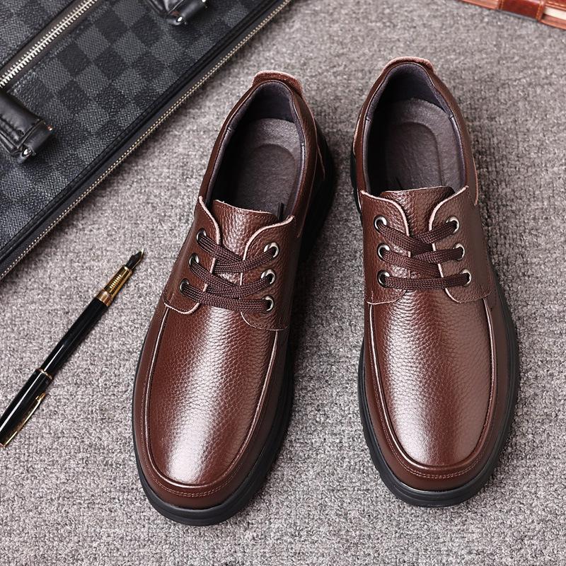 Men s shoes autumn soft-soled leather shoes men s cowhide casual shoes men s low-top dad shoes middle-aged and elderly leather shoes 2025 38
Men s shoes autumn soft-soled leather shoes men s cowhide casual shoes men s low-top dad shoes middle-aged and elderly leather shoes 2025 38