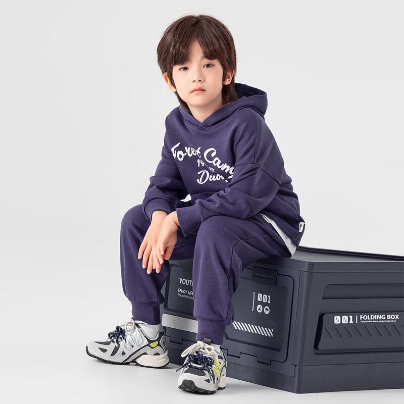 Boys Bear Print Casual Tracksuit Set 140
Boys Bear Print Casual Tracksuit Set 140
