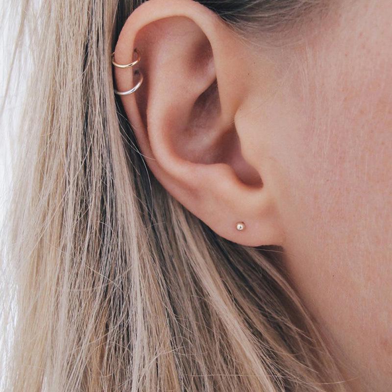 St. Delan European & American Fashion Titanium Steel Spherical Stud Earrings for Women
St. Delan European & American Fashion Titanium Steel Spherical Stud Earrings for Women