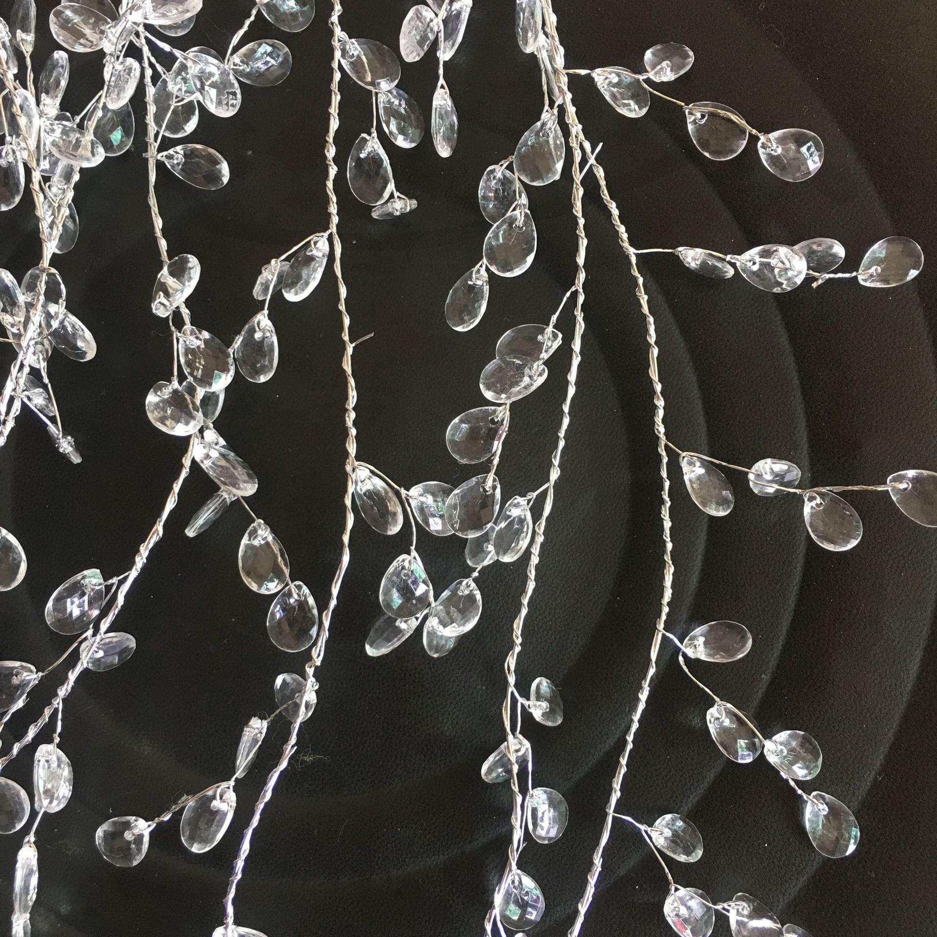 1 метр акриловая гирлянда в форме капли воды для свадебных украшений
1 метр акриловая гирлянда в форме капли воды для свадебных украшений