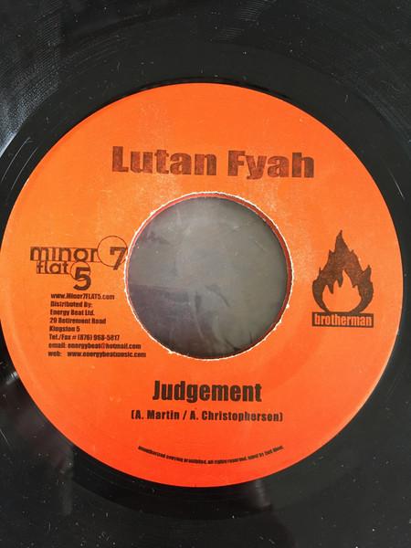 7inch Record LUTAN FYAH, LEXXUS - Judgement / Outta Control NONE Minor 7 Flat 5 Jamaica Reggae, Ska & Dub Used
7inch Record LUTAN FYAH, LEXXUS - Judgement / Outta Control NONE Minor 7 Flat 5 Jamaica Reggae, Ska & Dub Used