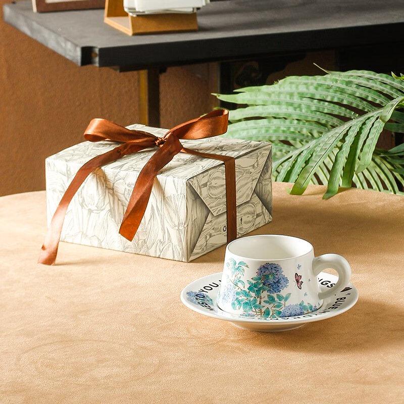 Zhi Shi Retro Watercolor Hydrangea Ceramic Coffee Cup Set with Dessert Plate
Zhi Shi Retro Watercolor Hydrangea Ceramic Coffee Cup Set with Dessert Plate