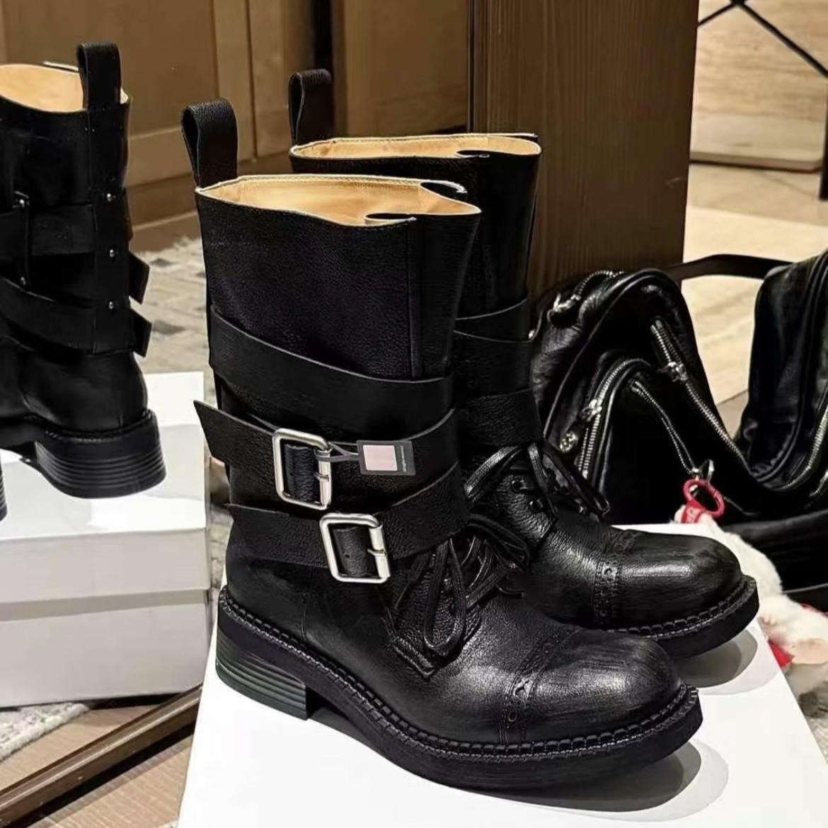 Haute couture! Paris thick-soled short knight boots leather buckle locomotive boots British Martin boots western boots 40 темно-коричневого
Haute couture! Paris thick-soled short knight boots leather buckle locomotive boots British Martin boots western boots 40 темно-коричневого