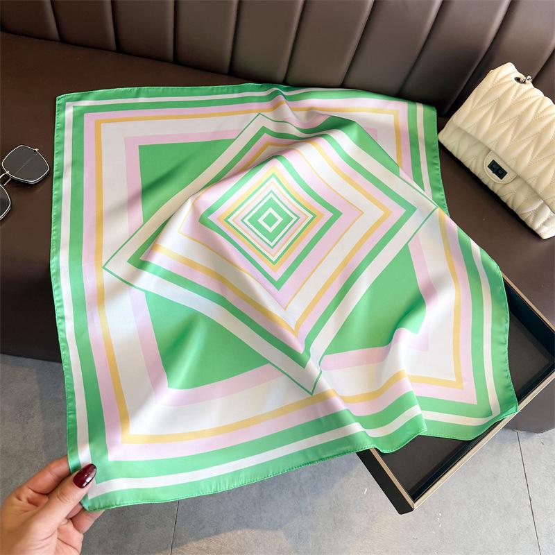 French Style Square Silk Scarf Geometric Print Shawl Soft Satin Bandana for Women Daily Commute Sun Protection Hair Headband 70X70CM
French Style Square Silk Scarf Geometric Print Shawl Soft Satin Bandana for Women Daily Commute Sun Protection Hair Headband 70X70CM