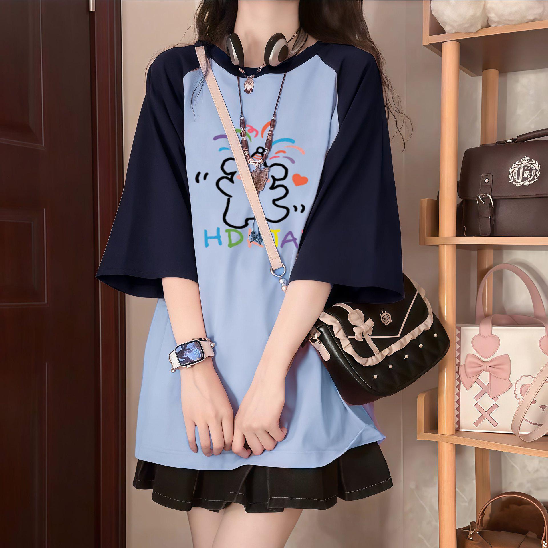 Летняя футболка реглан для девочек с цветными блоками M
Летняя футболка реглан для девочек с цветными блоками M