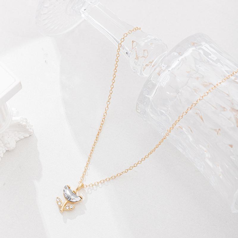 Аксессуары Осень и Зима Новый Универсальный Сплав Подвеска Ниша Бриллиант Цветок Ожерелье Женщины
Аксессуары Осень и Зима Новый Универсальный Сплав Подвеска Ниша Бриллиант Цветок Ожерелье Женщины