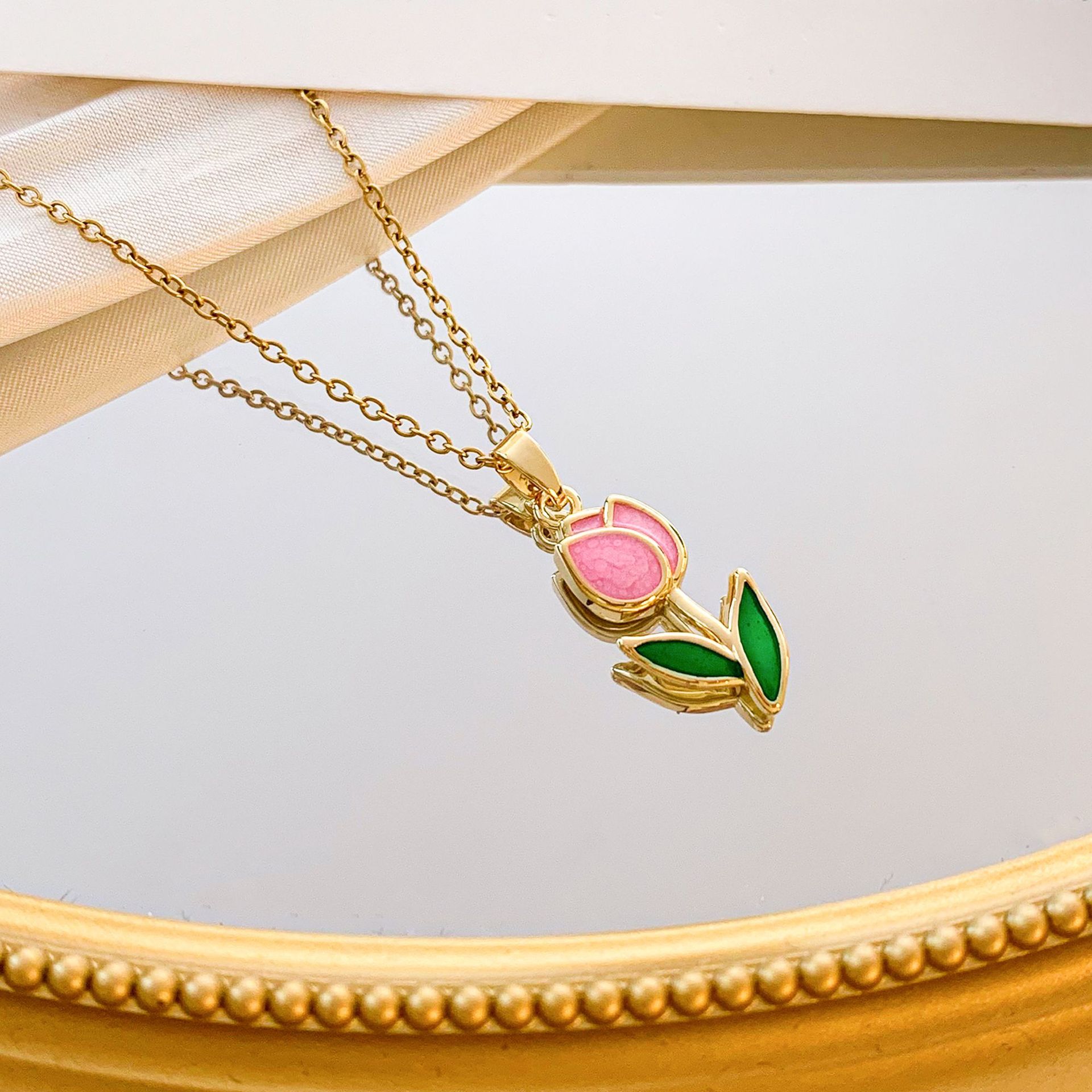 Sweet Colorful Enamel Tulip Flower Pendant Necklace for Women Girls Gold Color Stainless Steel Chain Y2K Jewelry Accessory Gift
Sweet Colorful Enamel Tulip Flower Pendant Necklace for Women Girls Gold Color Stainless Steel Chain Y2K Jewelry Accessory Gift