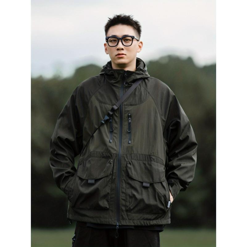 Outdoor Color Matching Hooded Tooling Jacket Jacket Men and Women Autumn Loose Tide Brand Jacket Top 2XL темно-зелений колір
Outdoor Color Matching Hooded Tooling Jacket Jacket Men and Women Autumn Loose Tide Brand Jacket Top 2XL темно-зелений колір