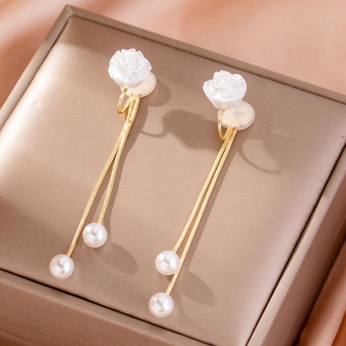 Серьги-кольца с искусственным жемчугом и розой без пирсинга, длинные серьги в стиле ретро, роскошные серьги
Серьги-кольца с искусственным жемчугом и розой без пирсинга, длинные серьги в стиле ретро, роскошные серьги