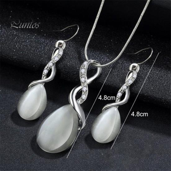 1 Set Bride Necklace Earrings Kit Waterdrop Pendant Rhinestone Twisted Ring Elegant Luxury Hypoallergenic Women Girl Hook Earrings Wedding Jewelry
1 Set Bride Necklace Earrings Kit Waterdrop Pendant Rhinestone Twisted Ring Elegant Luxury Hypoallergenic Women Girl Hook Earrings Wedding Jewelry