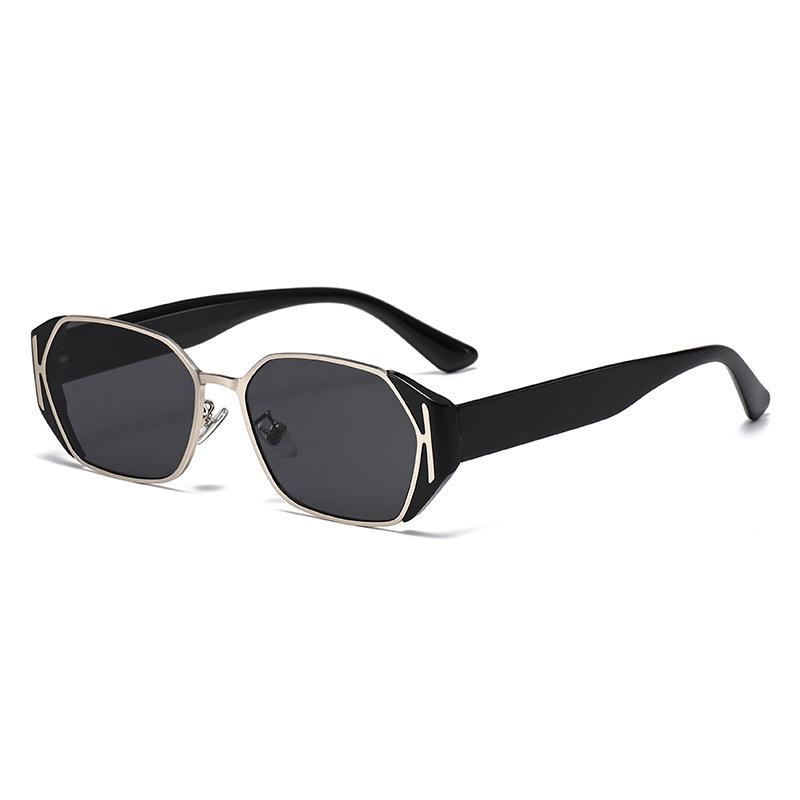 Ladies s High-end Retro Slim Old Style Square-shaped Glasses Frame Sun Protection And Ultraviolet Sun Glasses 2239
Ladies s High-end Retro Slim Old Style Square-shaped Glasses Frame Sun Protection And Ultraviolet Sun Glasses 2239