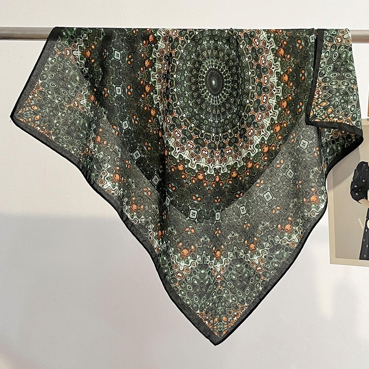 Retro Floral Print Cotton Feel Headscarf Spring Autumn Warm Neck Scarves Women Fashion Decoration Soft Foulard Bandana Winter 65x65cm
Retro Floral Print Cotton Feel Headscarf Spring Autumn Warm Neck Scarves Women Fashion Decoration Soft Foulard Bandana Winter 65x65cm