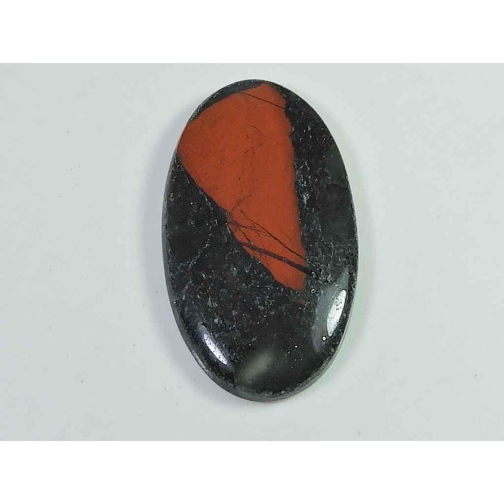 Natural Bloodstone Palm Crytsal 44Cts. Oval Cabochon Loose Gemstone 22X39MM SK-2605 
Natural Bloodstone Palm Crytsal 44Cts. Oval Cabochon Loose Gemstone 22X39MM SK-2605