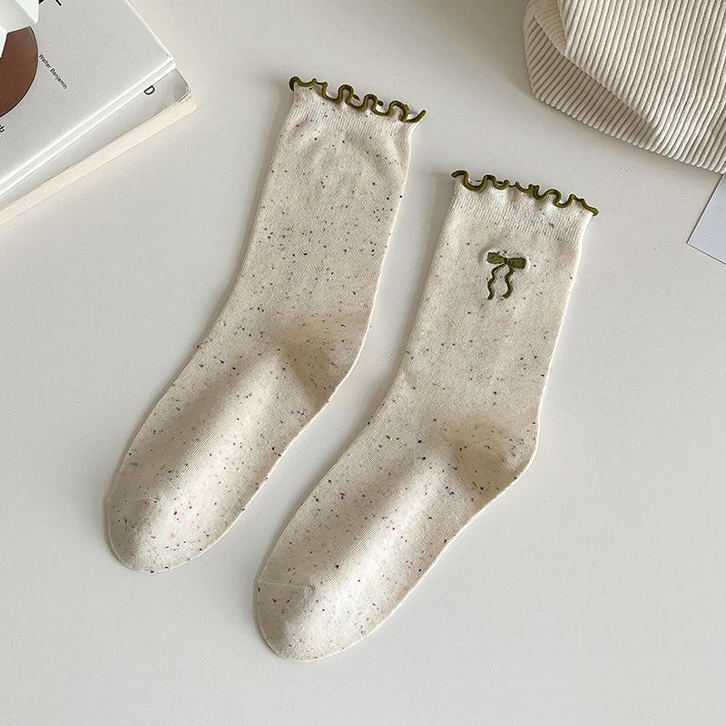 Женские осенние кружевные носки с бантом и оборками - длинные хлопковые носки с узором в горошек One Size зелёный
Женские осенние кружевные носки с бантом и оборками - длинные хлопковые носки с узором в горошек One Size зелёный