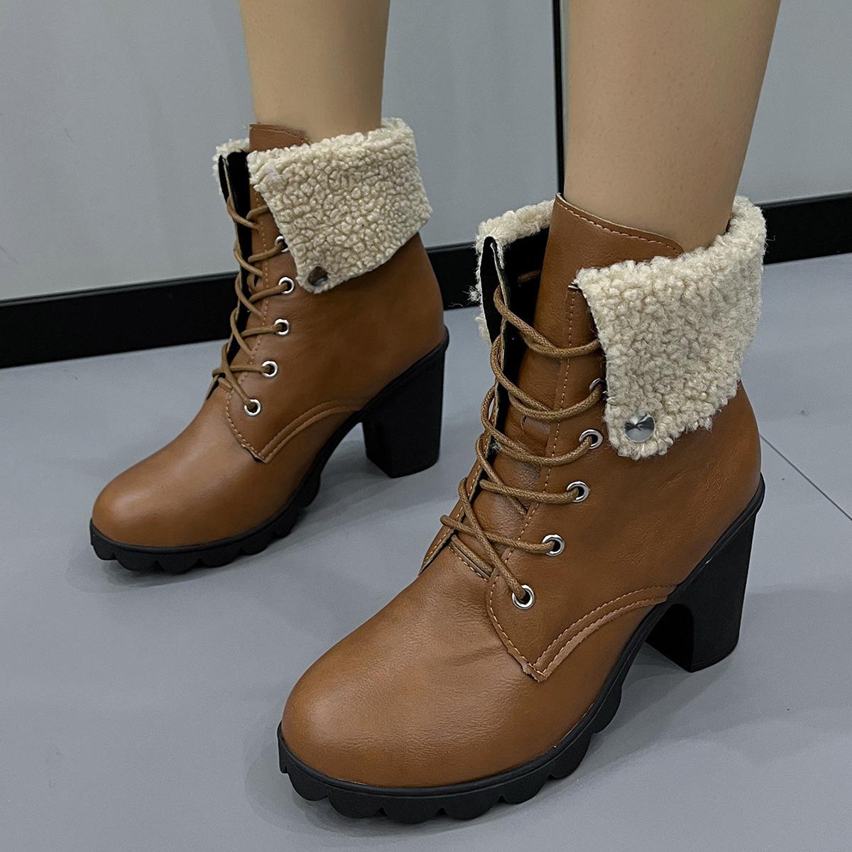 Women s short boots autumn and winter new large size round head strap thick heel women s leather boots 42 коричневий
Women s short boots autumn and winter new large size round head strap thick heel women s leather boots 42 коричневий
