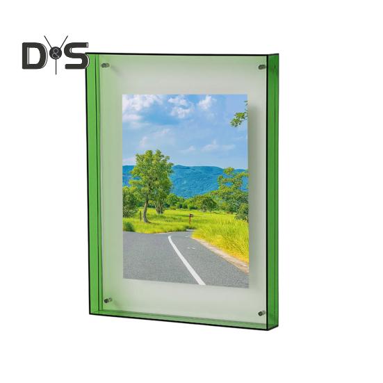 Плавающая фоторамка горизонтальная вертикальная неоновая акриловая домашняя галерея офис настенное крепление настольная декоративная рамка для постеров 26cm зелёный
Плавающая фоторамка горизонтальная вертикальная неоновая акриловая домашняя галерея офис настенное крепление настольная декоративная рамка для постеров 26cm зелёный