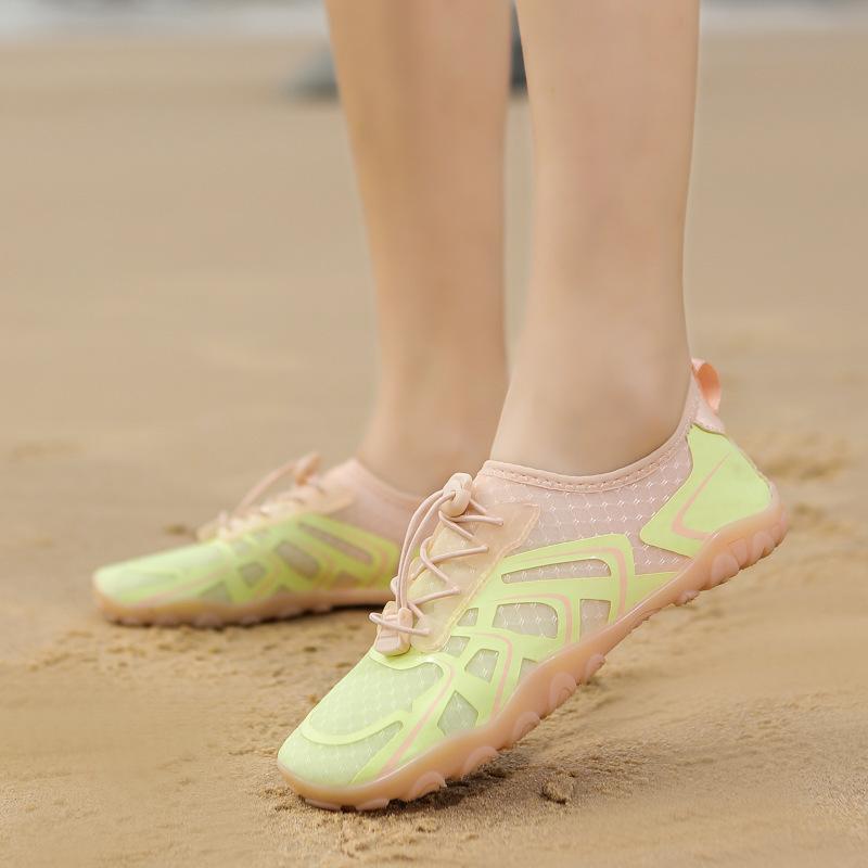 New beach shoes men s and women s swimming shoes seaside outdoor quick-drying sandals wading shoes non-slip creek shoes 35
New beach shoes men s and women s swimming shoes seaside outdoor quick-drying sandals wading shoes non-slip creek shoes 35