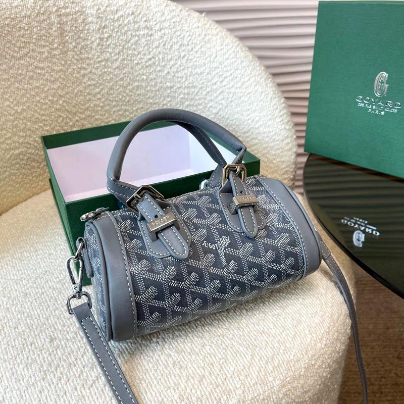 Средневековый ретро пресбиопия боулинг Goyard портативная сумка-подушка пресбиопия на плечо кроссбоди мини белый
Средневековый ретро пресбиопия боулинг Goyard портативная сумка-подушка пресбиопия на плечо кроссбоди мини белый