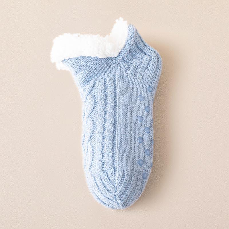 Теплые нескользящие зимние носки для пола с бархатом Plus, утолщенные для ношения в помещении, однотонные спальные носки для взрослых One Size синий
Теплые нескользящие зимние носки для пола с бархатом Plus, утолщенные для ношения в помещении, однотонные спальные носки для взрослых One Size синий