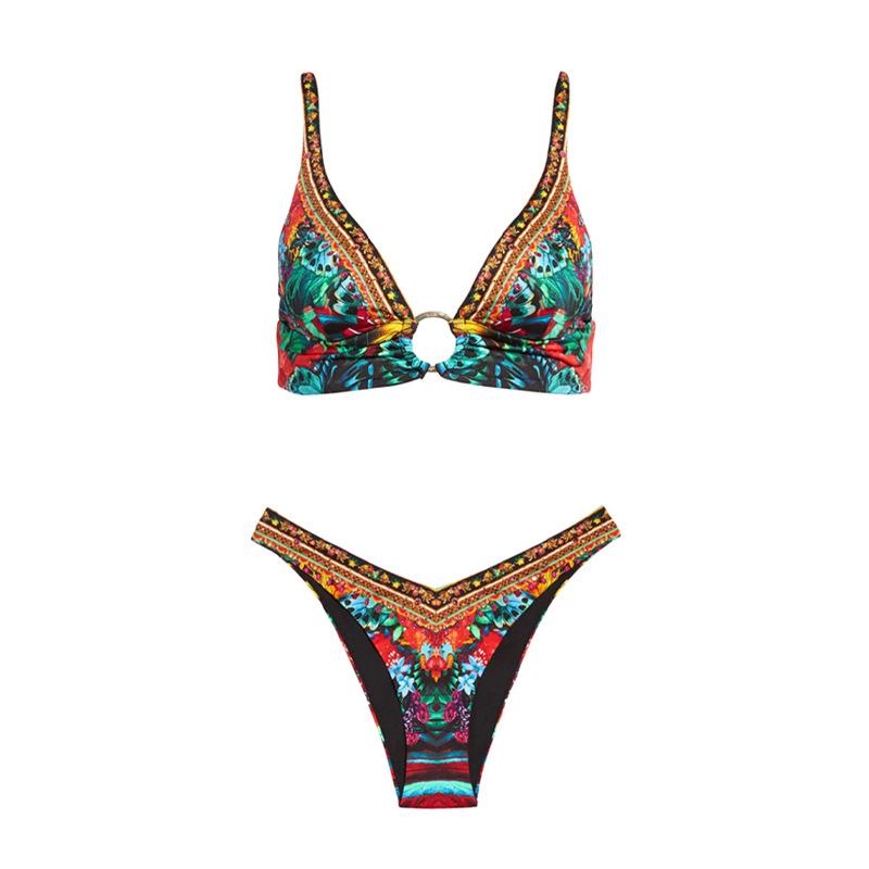 European & American One-Shoulder Print Bikini with Sexy Triangle Cups - Women s Two-Piece Swimsuit (23037382) Small
European & American One-Shoulder Print Bikini with Sexy Triangle Cups - Women s Two-Piece Swimsuit (23037382) Small