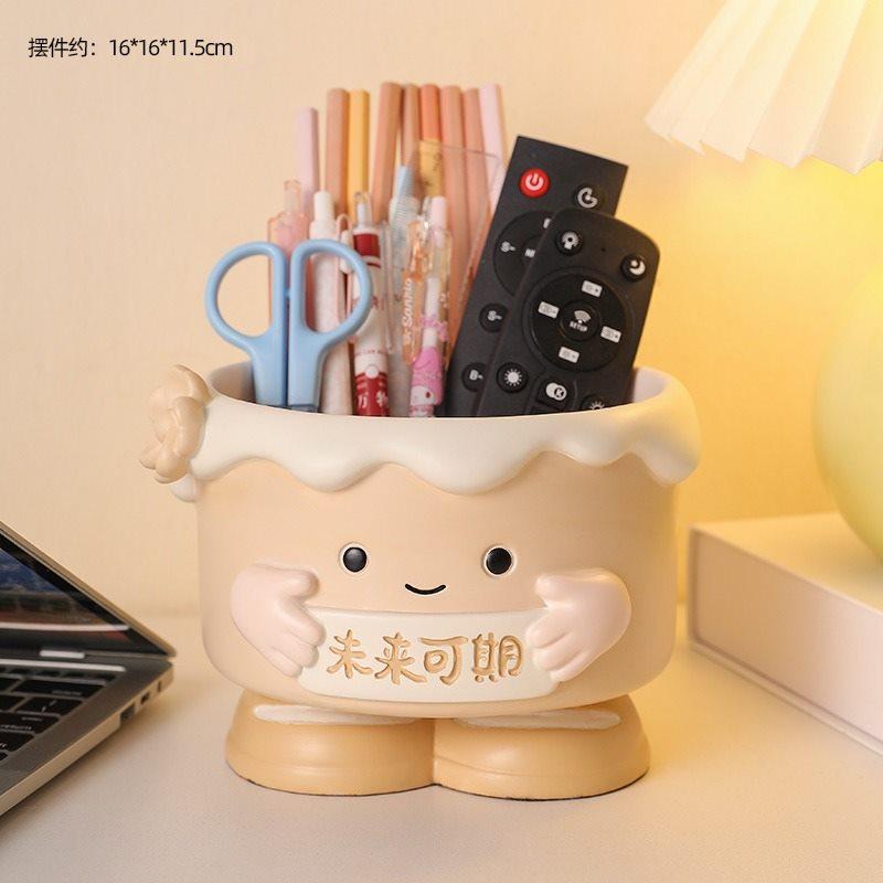 1pcs Creative, cute, large capacity, oversized storage box, pen holder decoration, office desktop decoration
1pcs Creative, cute, large capacity, oversized storage box, pen holder decoration, office desktop decoration