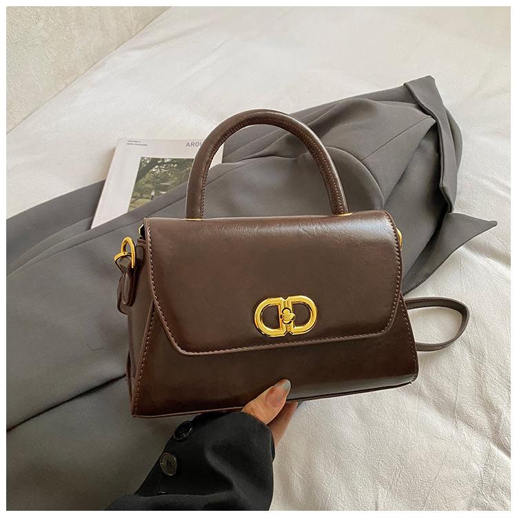 High-value handbag bag women s fashion new commuter bag niche simple shoulder bag messenger bag women
High-value handbag bag women s fashion new commuter bag niche simple shoulder bag messenger bag women