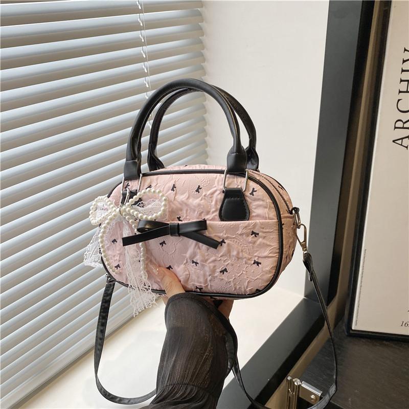 Bow bag women s new small fresh portable shoulder bag sweet fashion messenger bag Without pendant розовый
Bow bag women s new small fresh portable shoulder bag sweet fashion messenger bag Without pendant розовый