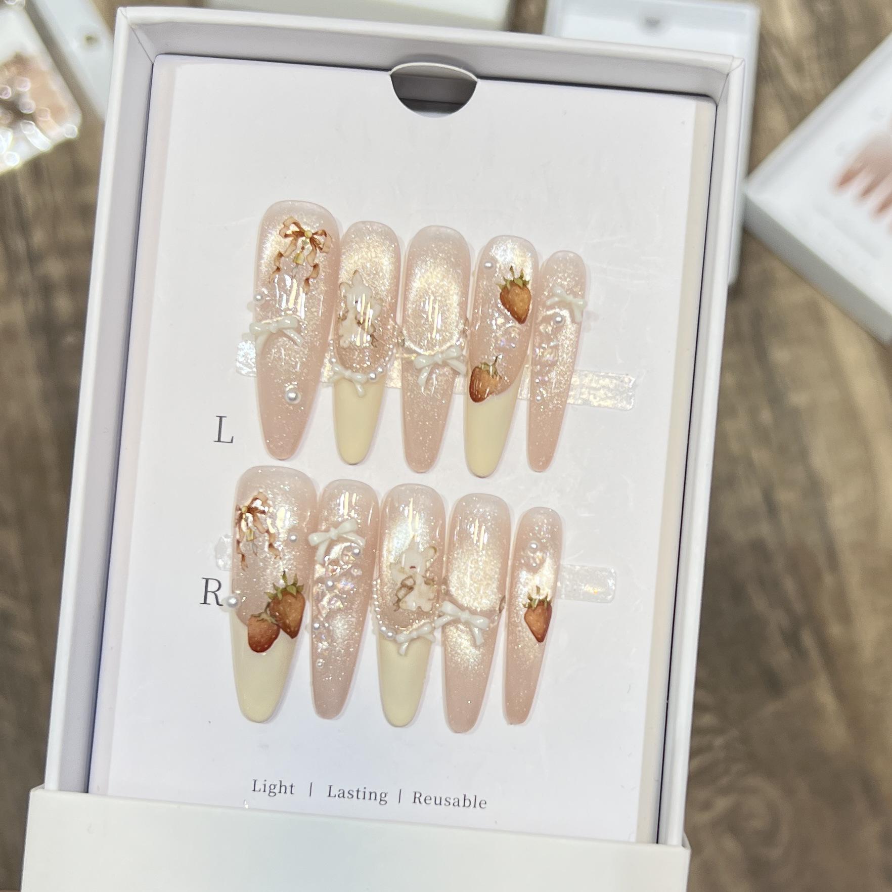 Derryson Strawberry Rabbit Butterfly French Manicure White Removable Nail Tips Small (S)
Derryson Strawberry Rabbit Butterfly French Manicure White Removable Nail Tips Small (S)