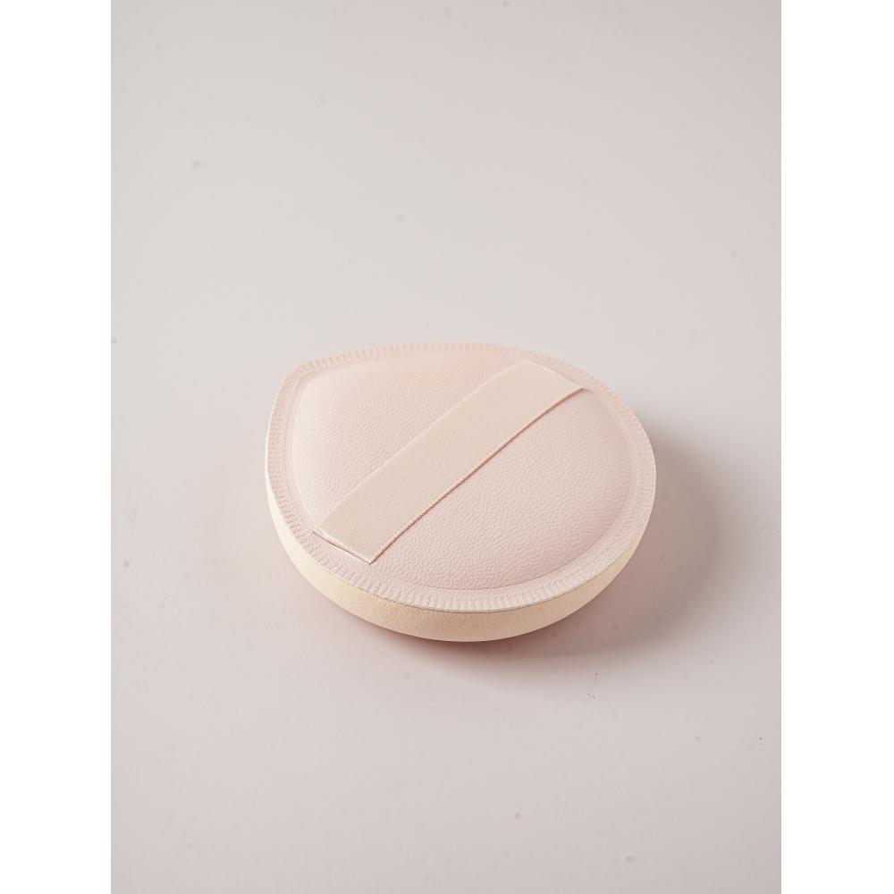 Daiso Daewoo Polka Dot Puff
Daiso Daewoo Polka Dot Puff