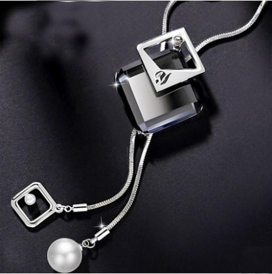 Корейское модное ожерелье с геометрической кисточкой
Корейское модное ожерелье с геометрической кисточкой