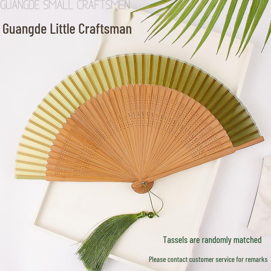 Master Chasing Ancient Style Bamboo Folding Dance Fan - Portable Chinese Design
Master Chasing Ancient Style Bamboo Folding Dance Fan - Portable Chinese Design