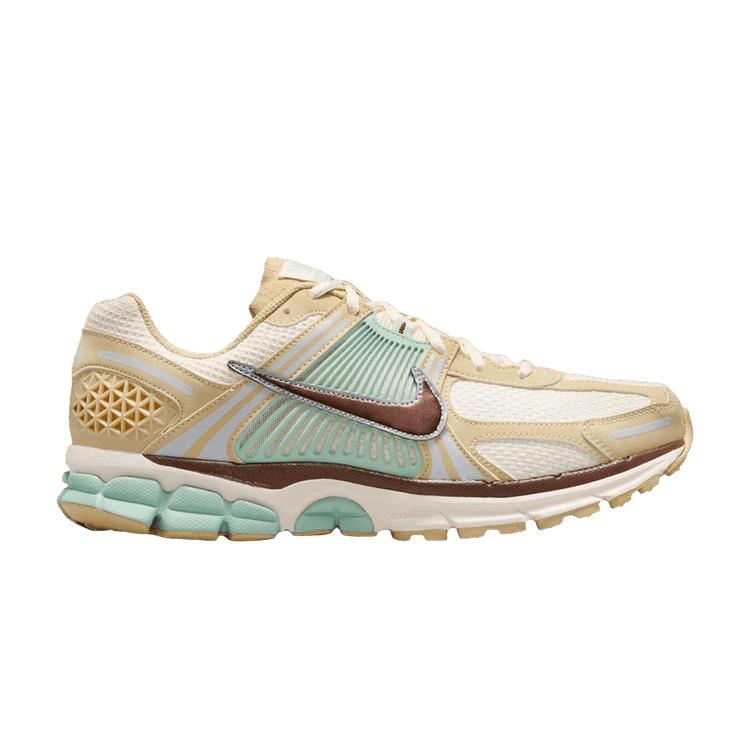 Nike Air Zoom Vomero 5 Team Gold Seafoam Unisex Sneakers Yellow Pale-Ivory Fauna-Brown IB2987-700 40.5
Nike Air Zoom Vomero 5 Team Gold Seafoam Unisex Sneakers Yellow Pale-Ivory Fauna-Brown IB2987-700 40.5