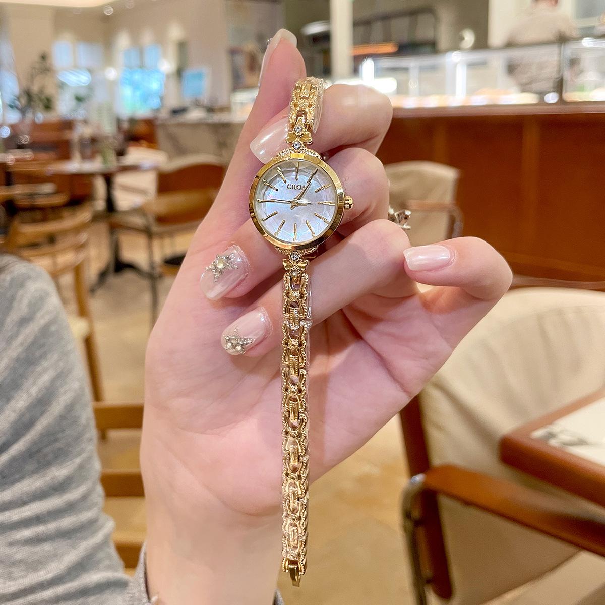 CILOA Hero watch bracelet watch female working office worker women s light luxury niche high-value watch No specifications золотой
CILOA Hero watch bracelet watch female working office worker women s light luxury niche high-value watch No specifications золотой