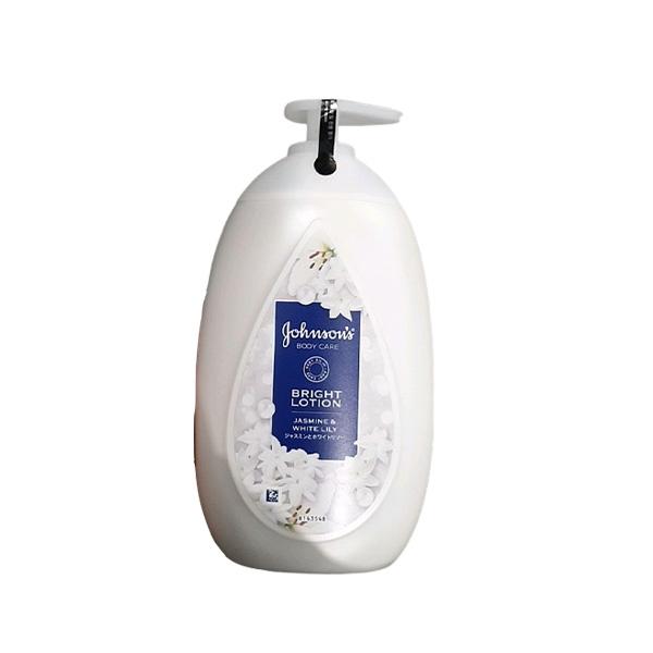 Johnson s Bright Lotion with Shea Butter & Vitamin B3 500ml
Johnson s Bright Lotion with Shea Butter & Vitamin B3 500ml