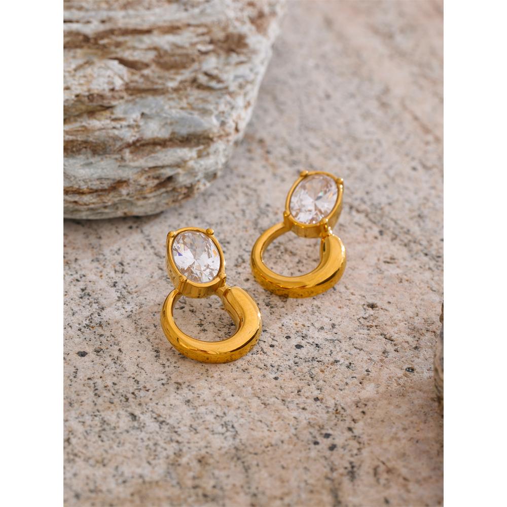 Eetit Delicate Shiny Cubic Zirconia Geometric Stud Earrings 18K Golden Plated Stainless Steel High Quality Waterproof Jewelry золотой
Eetit Delicate Shiny Cubic Zirconia Geometric Stud Earrings 18K Golden Plated Stainless Steel High Quality Waterproof Jewelry золотой