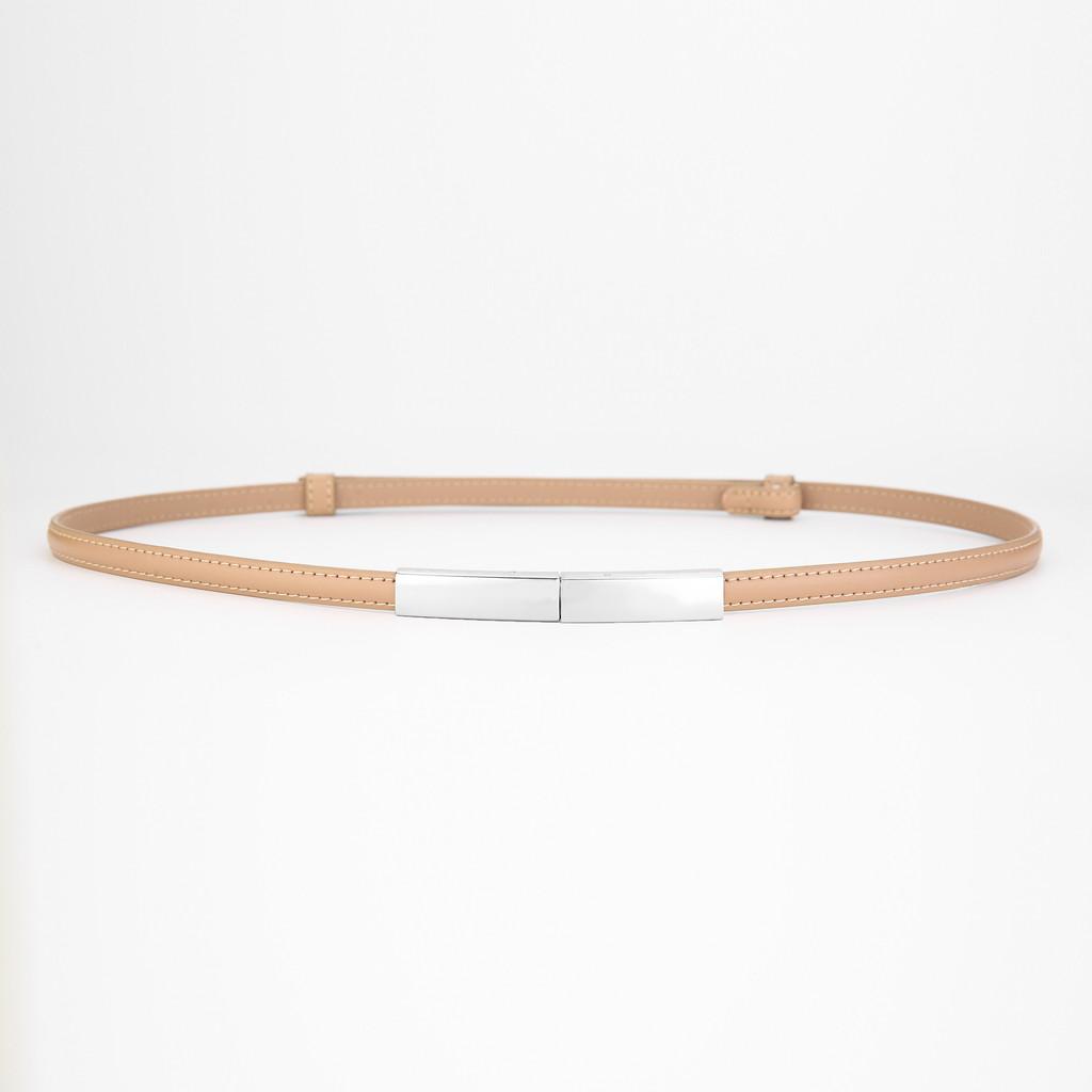 Leather Slim Waist Belt For Women With Metal Chain Buckle For Dress And Blouse Fashion SilverKhaki
Leather Slim Waist Belt For Women With Metal Chain Buckle For Dress And Blouse Fashion SilverKhaki