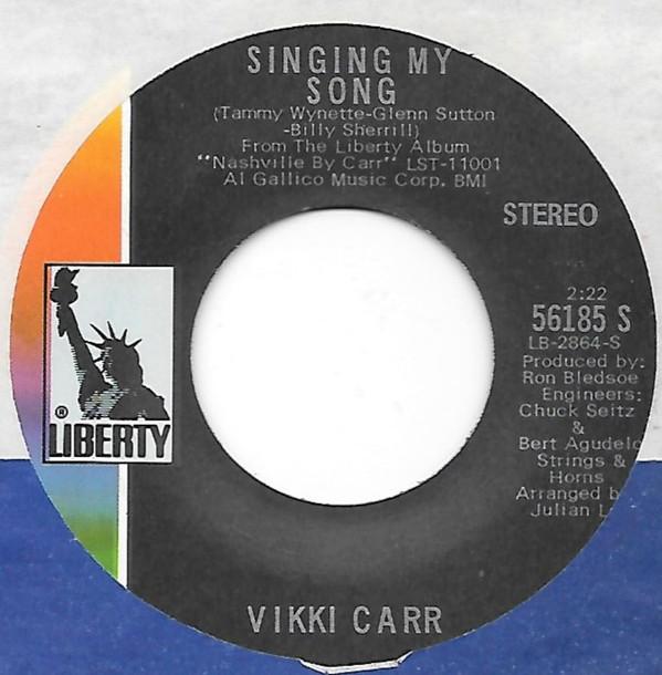 7inch Record VIKKI CARR - Singing My Song / Make It Rain 56185S Liberty 1969 US Pop Used
7inch Record VIKKI CARR - Singing My Song / Make It Rain 56185S Liberty 1969 US Pop Used
