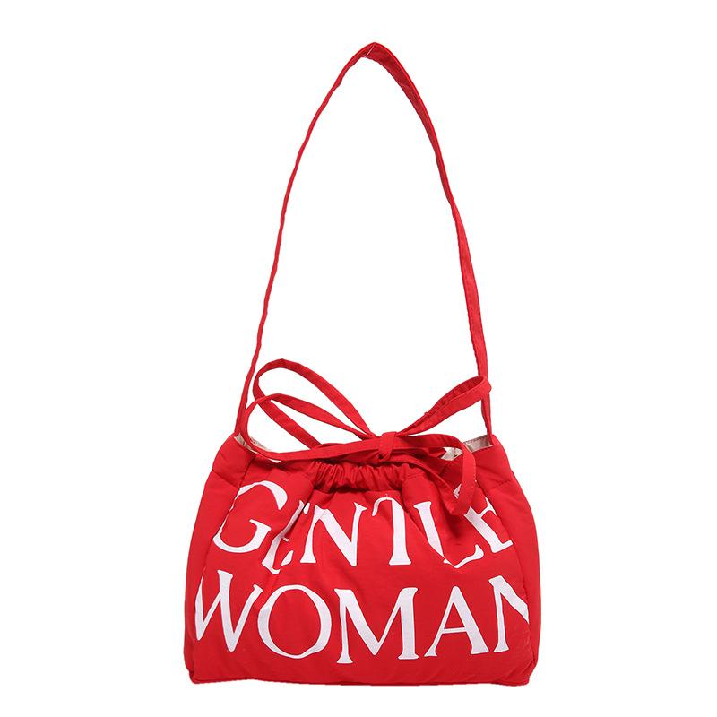 Тайская нежная женская нишевая дизайнерская сумка-пельмень с принтом букв, на шнурке, на плечо, подмышку, женская сумка через плечо красный
Тайская нежная женская нишевая дизайнерская сумка-пельмень с принтом букв, на шнурке, на плечо, подмышку, женская сумка через плечо красный
