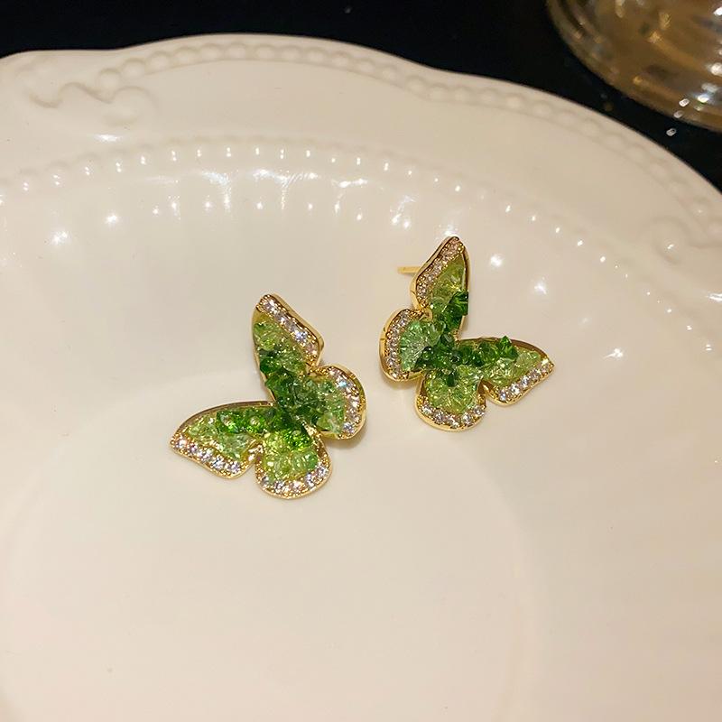 Серьги-бабочки с гальваническим покрытием из настоящего золота, серебряные иглы с кристаллами циркона, модные маленькие свежие серьги, высококачественные женские серьги
Серьги-бабочки с гальваническим покрытием из настоящего золота, серебряные иглы с кристаллами циркона, модные маленькие свежие серьги, высококачественные женские серьги