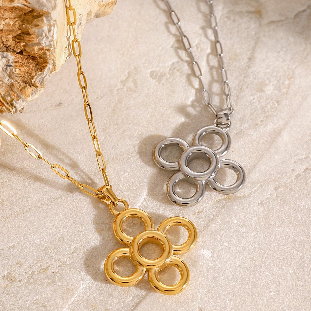 Jieding 18k Stainless Steel Flower Clavicle Necklace - High-End Titanium Steel Choker Jewelry for Europe and America
Jieding 18k Stainless Steel Flower Clavicle Necklace - High-End Titanium Steel Choker Jewelry for Europe and America