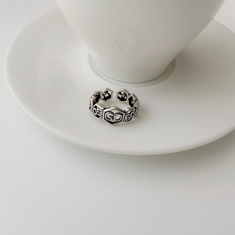 Lan Zhi 925 Sterling Silver Retro Hip Hop Ring - Non-Fading Cool Style Adjustable Opening
Lan Zhi 925 Sterling Silver Retro Hip Hop Ring - Non-Fading Cool Style Adjustable Opening