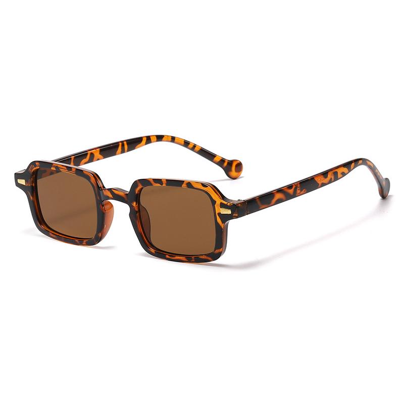 Latest Simple Square Sunglasses Male Female Vintage Punk Sun Eyeglasses Men Women Stylish Summer Sun-shading Vacation Beach Shades
Latest Simple Square Sunglasses Male Female Vintage Punk Sun Eyeglasses Men Women Stylish Summer Sun-shading Vacation Beach Shades