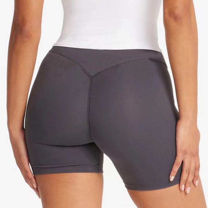 European and American New Sports Bra Fitness Vest Women Including Chest Pad Hanging Neck Beauty Back V-neck Yoga Sling Underwear High Elastic Dark gray shorts M
European and American New Sports Bra Fitness Vest Women Including Chest Pad Hanging Neck Beauty Back V-neck Yoga Sling Underwear High Elastic Dark gray shorts M